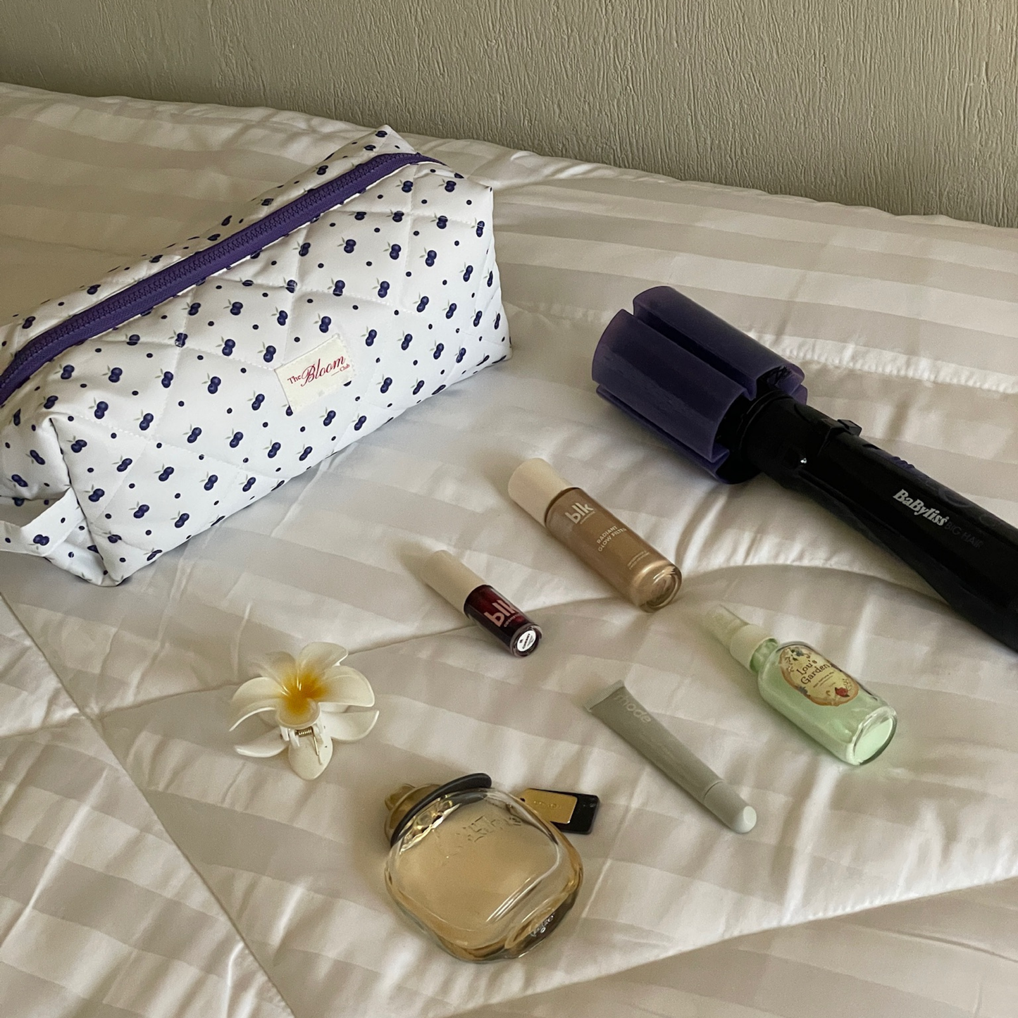 Blueberry Blossom Little Maxi Pouch