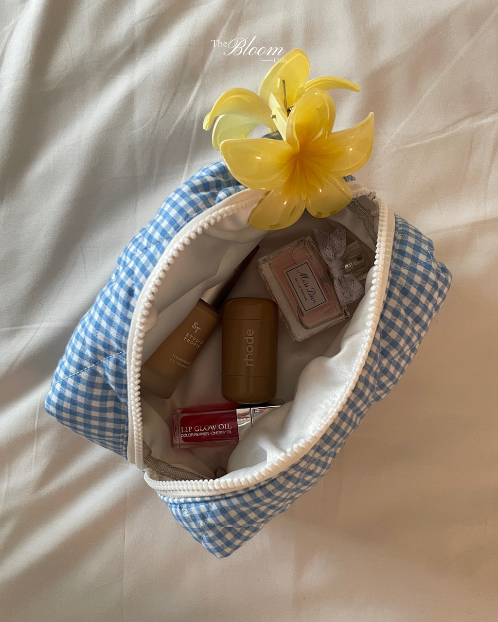 Essential Normal Pouch Blue Silky Gingham