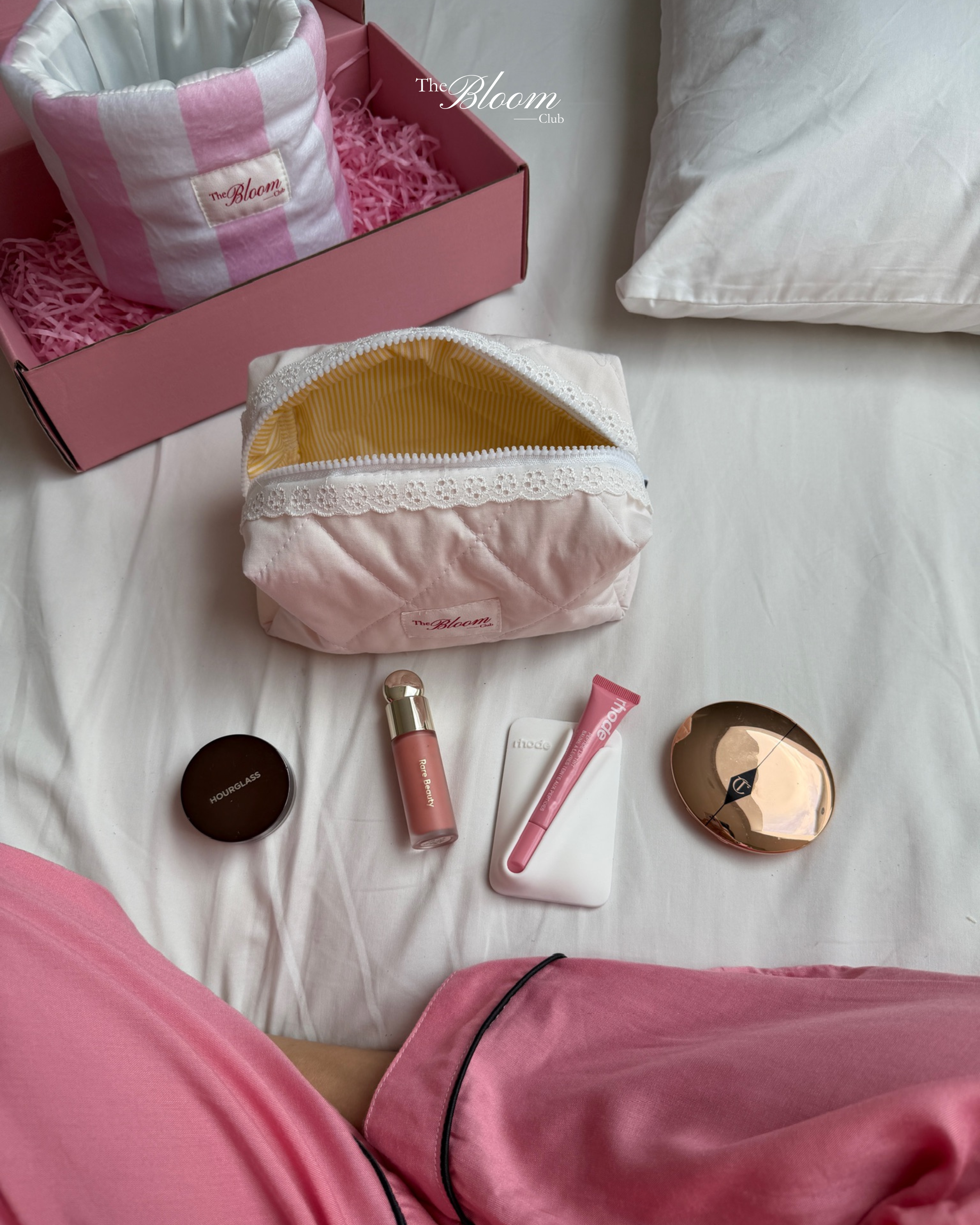 Essential Normal Pouch Live Love Lace