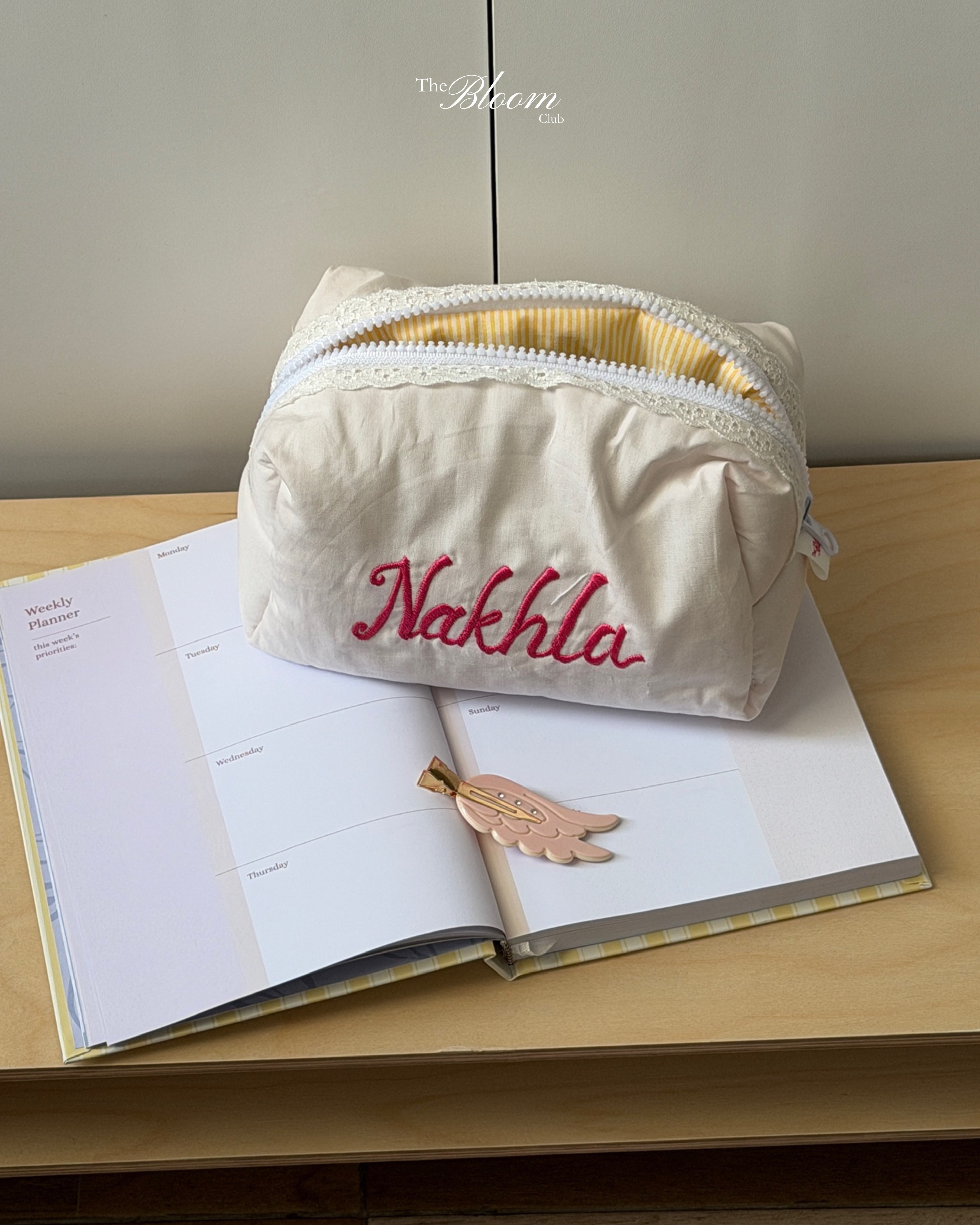 Essential Normal Pouch Live Love Lace