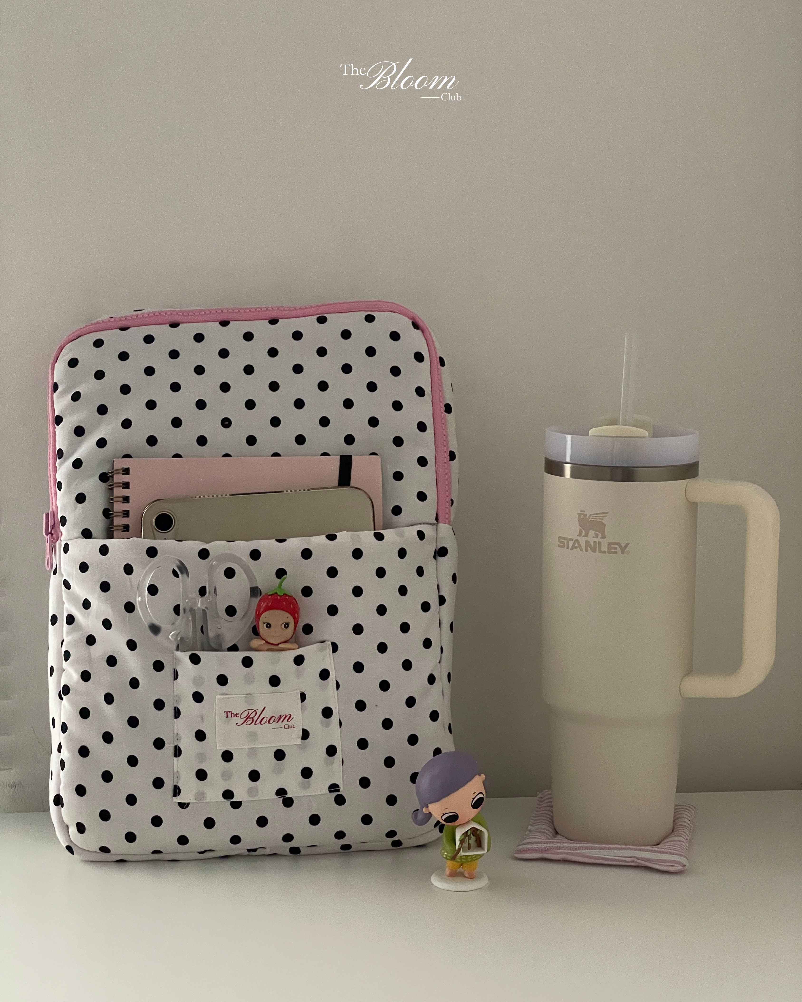 Everything Case Laptop Case Polkadate