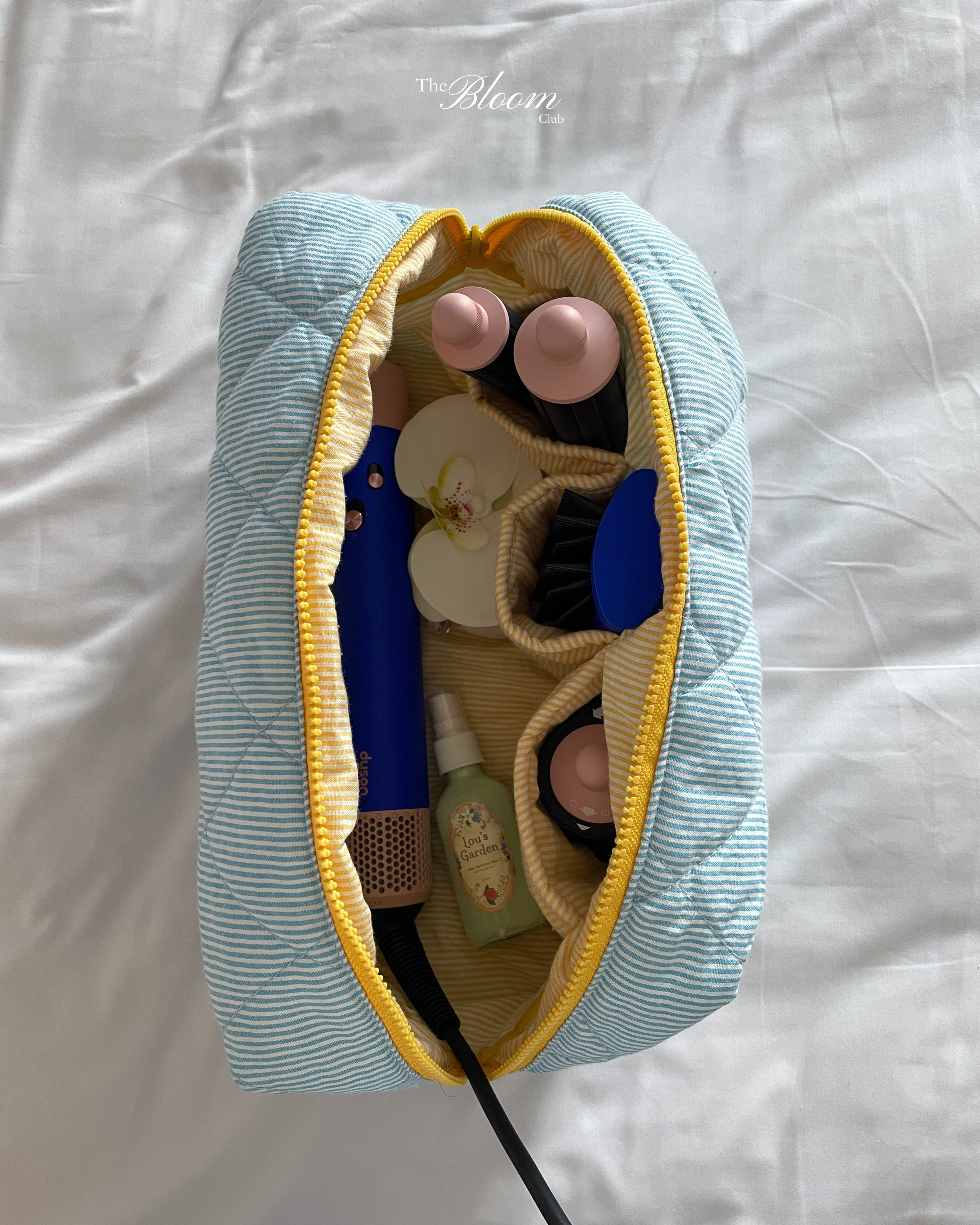 Essential Maxi Pouch Summer Days