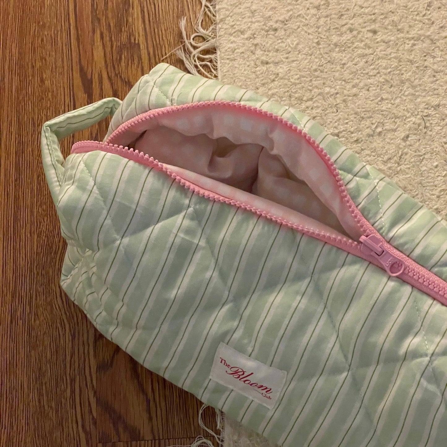 Melon Picnic Little Maxi Pouch