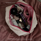 Essential Maxi Pouch Pink Cloud Gingham