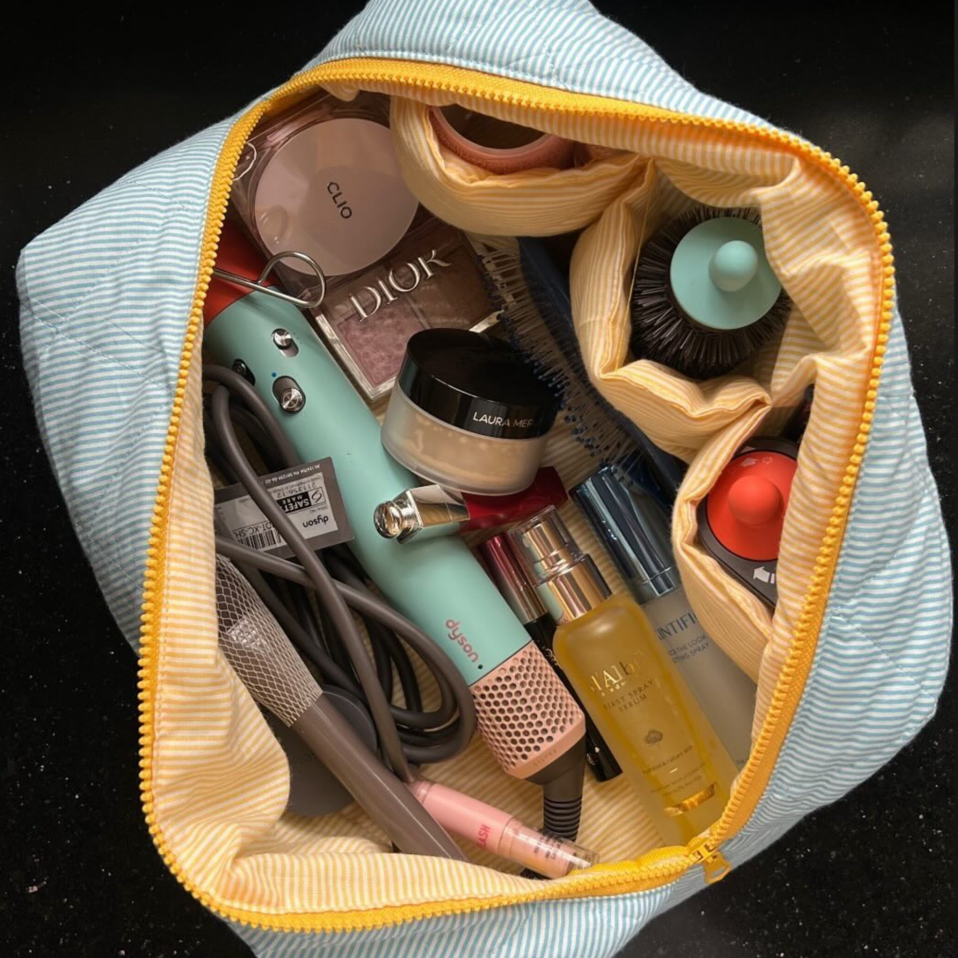 Essential Maxi Pouch Summer Days